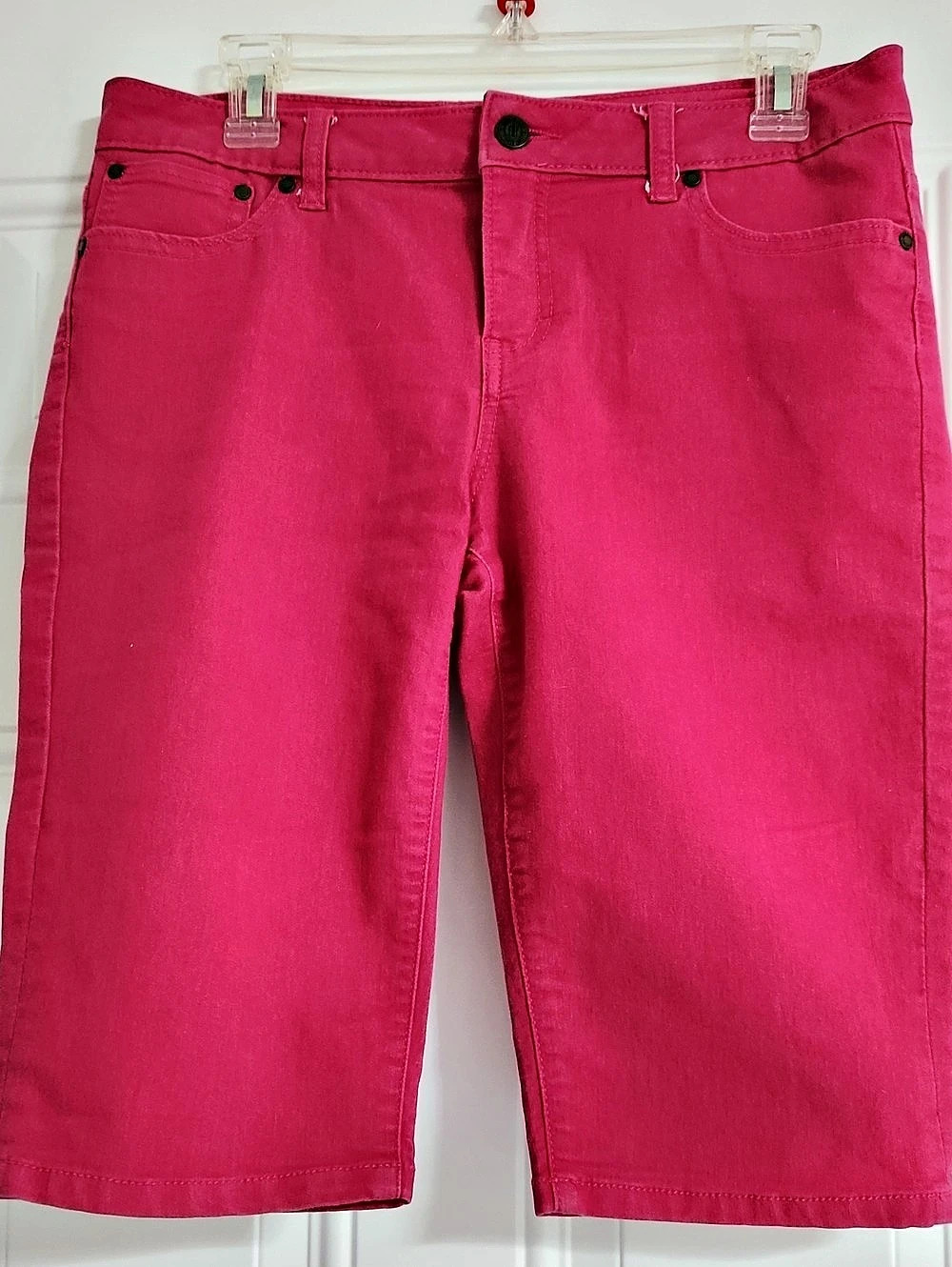 Jennifer Lopez Women's Bermuda Shorts Pink Size 10P